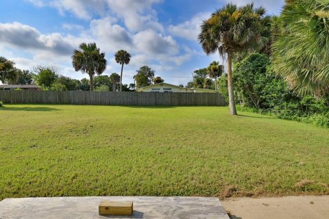House in Edgewater, Florida 2 bedrooms, 112.23 sq.m. № 2258305 - photo 28