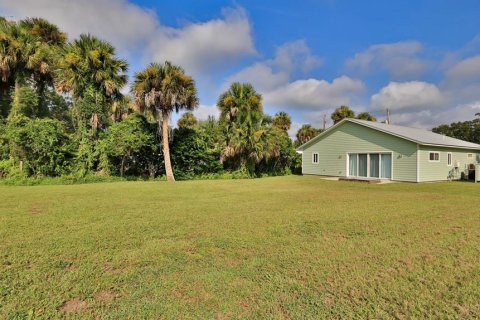 House in Edgewater, Florida 2 bedrooms, 112.23 sq.m. № 2258305 - photo 30