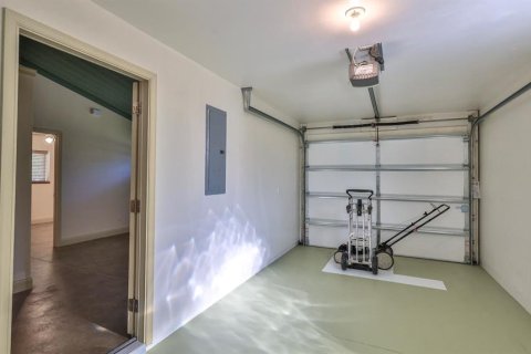 House in Edgewater, Florida 2 bedrooms, 112.23 sq.m. № 2258305 - photo 26
