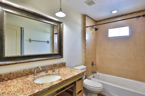 House in Edgewater, Florida 2 bedrooms, 112.23 sq.m. № 2258305 - photo 18