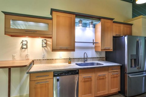 House in Edgewater, Florida 2 bedrooms, 112.23 sq.m. № 2258305 - photo 10