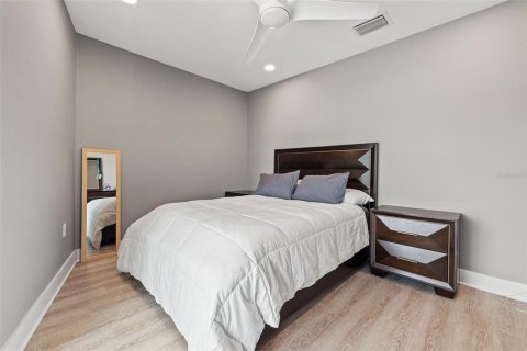 Copropriété à louer à Treasure Island, Floride: 3 chambres, 151.99 m2 № 1899153 - photo 17
