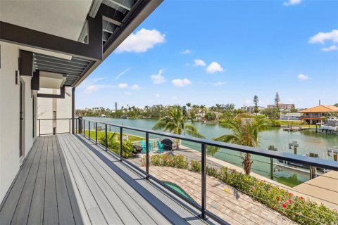 Copropriété à louer à Treasure Island, Floride: 3 chambres, 151.99 m2 № 1899153 - photo 25