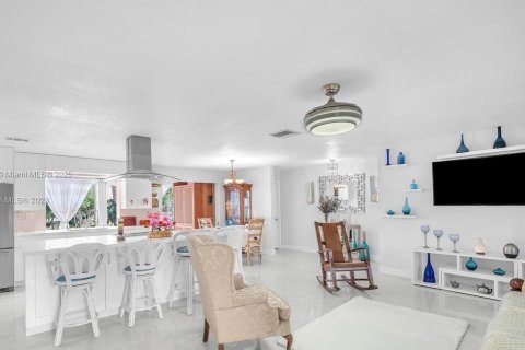 Villa ou maison à vendre à Tamarac, Floride: 2 chambres, 116.03 m2 № 2062872 - photo 4