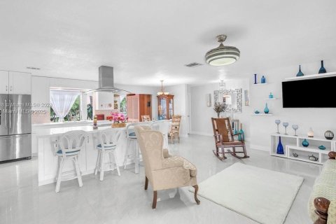 Villa ou maison à vendre à Tamarac, Floride: 2 chambres, 116.03 m2 № 2062872 - photo 7
