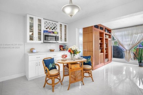 Villa ou maison à vendre à Tamarac, Floride: 2 chambres, 116.03 m2 № 2062872 - photo 16