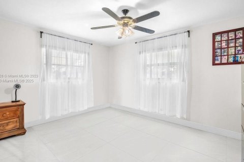 Villa ou maison à vendre à Tamarac, Floride: 2 chambres, 116.03 m2 № 2062872 - photo 22