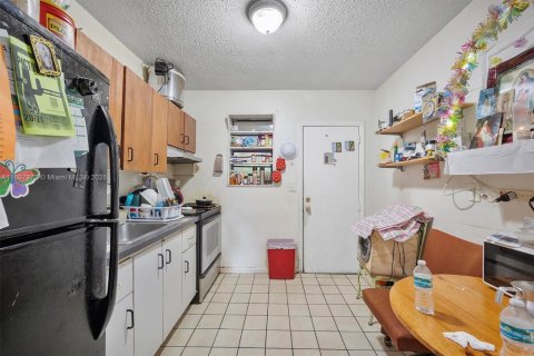 Propiedad comercial en venta en Miami, Florida, 125.6 m2 № 1949693 - foto 11