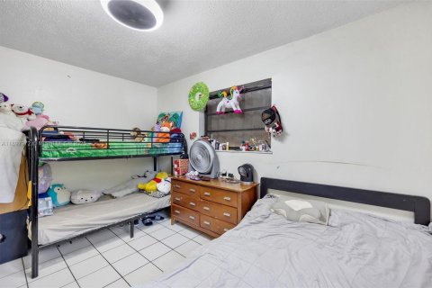 Propiedad comercial en venta en Miami, Florida, 125.6 m2 № 1949693 - foto 21