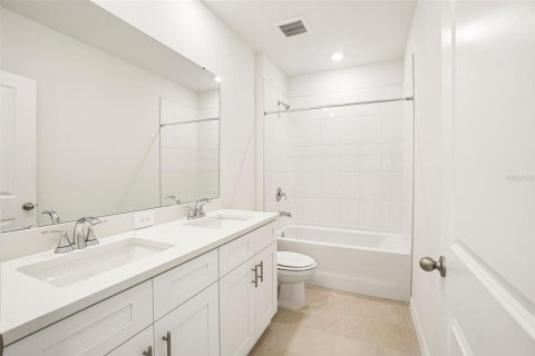 Купить виллу или дом в Дейд-Сити, Флорида 3 комнаты, 170.94м2, № 2232559 - фото 19