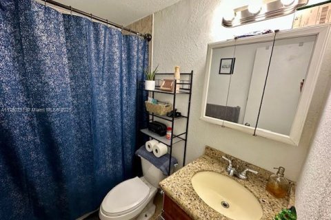 Снять в аренду квартиру в Холливуд, Флорида 1 спальня, 53.98м2, № 1958729 - фото 21