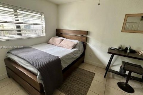 Снять в аренду квартиру в Холливуд, Флорида 1 спальня, 53.98м2, № 1958729 - фото 23