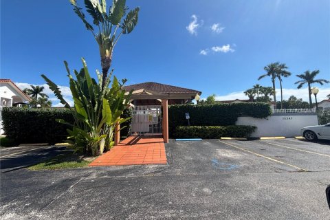 Купить кондоминиум в Майами, Флорида 2 спальни, 81.75м2, № 1951737 - фото 4