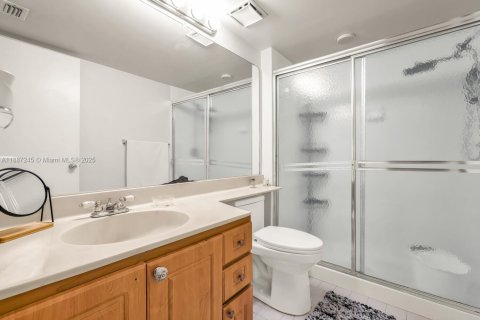 Condo in Miami, Florida, 2 bedrooms № 1942195 - photo 29