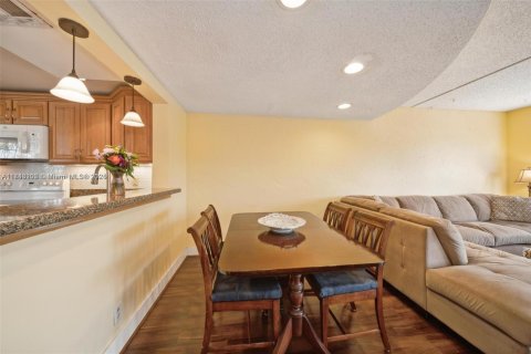 Copropriété à vendre à Fort Lauderdale, Floride: 3 chambres, 138.98 m2 № 1700303 - photo 12