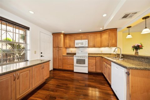 Copropriété à vendre à Fort Lauderdale, Floride: 3 chambres, 138.98 m2 № 1700303 - photo 8