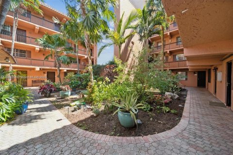 Copropriété à vendre à Fort Lauderdale, Floride: 3 chambres, 138.98 m2 № 1700303 - photo 3