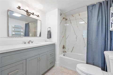 Copropriété à vendre à Fort Lauderdale, Floride: 3 chambres, 138.98 m2 № 1700303 - photo 23