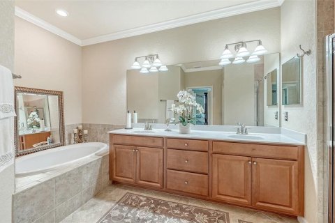 Condo in Bradenton, Florida, 3 bedrooms № 2095912 - photo 28