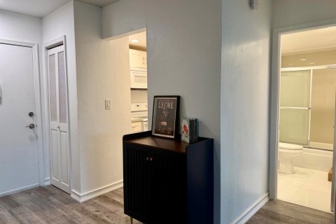 Copropriété à louer à Fort Lauderdale, Floride: 1 chambre, 59.46 m2 № 2272649 - photo 3
