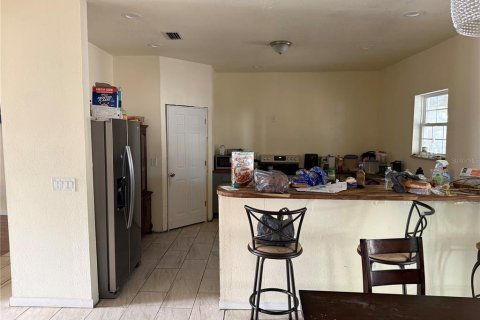 Casa en venta en Avon Park, Florida, 4 dormitorios, 365.11 m2 № 2108668 - foto 11