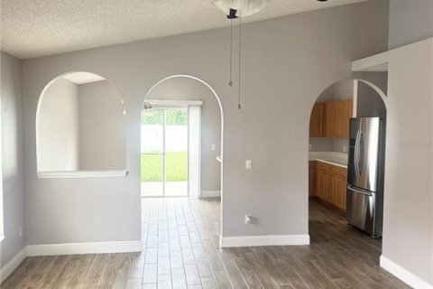 Casa en alquiler en Orlando, Florida, 3 dormitorios, 124.58 m2 № 1915795 - foto 6