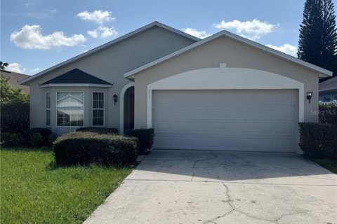 Casa en alquiler en Orlando, Florida, 3 dormitorios, 124.58 m2 № 1915795 - foto 1