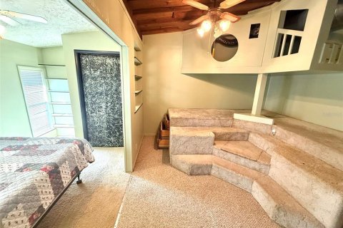 House in Ocala, Florida 3 bedrooms, 207.36 sq.m. № 2124224 - photo 21