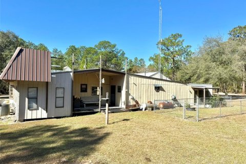 House in Ocala, Florida 3 bedrooms, 207.36 sq.m. № 2124224 - photo 7