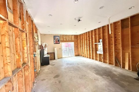 House in Ocala, Florida 3 bedrooms, 207.36 sq.m. № 2124224 - photo 28