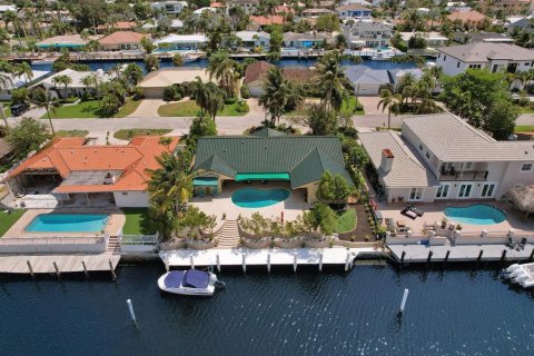 Casa en venta en Lighthouse Point, Florida, 3 dormitorios, 175.68 m2 № 2370073 - foto 7