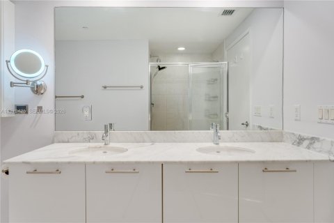 Copropriété à louer à Miami, Floride: 2 chambres, 103.4 m2 № 2032504 - photo 27