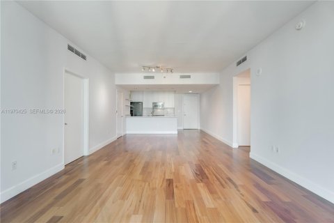 Copropriété à louer à Miami, Floride: 2 chambres, 103.4 m2 № 2032504 - photo 13