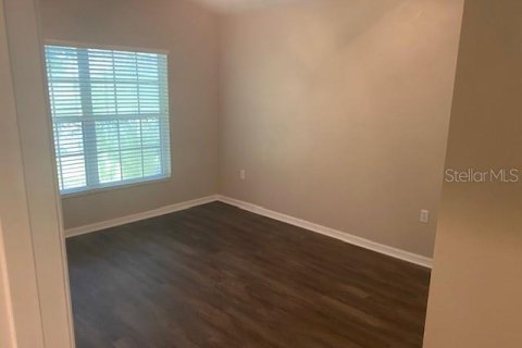 Townhouse in Lakewood Ranch, Florida 3 bedrooms, 139.45 sq.m. № 1856400 - photo 11