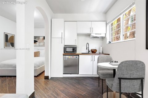 Купить кондоминиум в Майами-Бич, Флорида 41.81м2, № 1983463 - фото 7