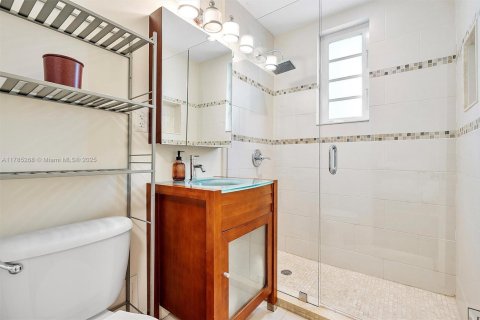 Купить кондоминиум в Майами-Бич, Флорида 41.81м2, № 1983463 - фото 10