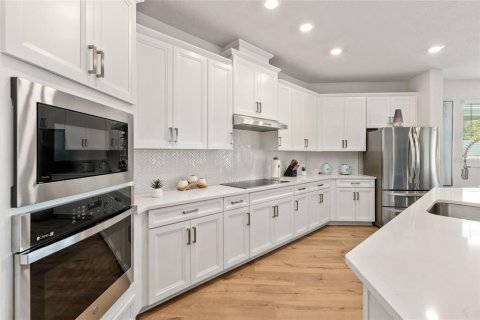 Casa en alquiler en Altamonte Springs, Florida, 4 dormitorios, 171.31 m2 № 1917433 - foto 3