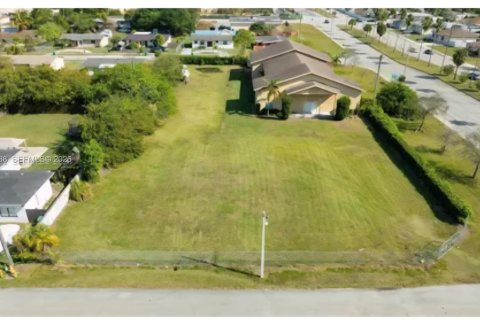 Купить коммерческую недвижимость в Майами, Флорида № 2054186 - фото 5