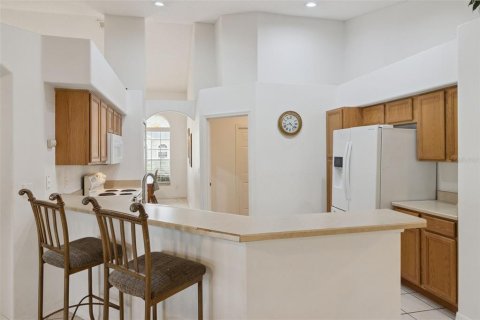House in Clermont, Florida 4 bedrooms, 188.87 sq.m. № 2287710 - photo 11