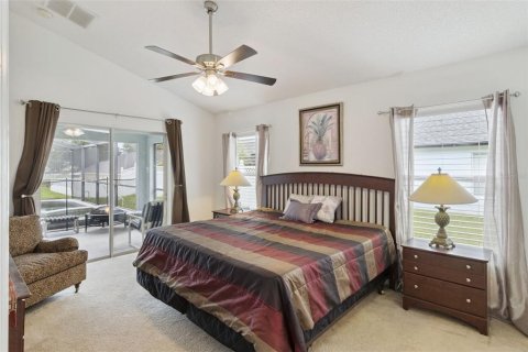 House in Clermont, Florida 4 bedrooms, 188.87 sq.m. № 2287710 - photo 16