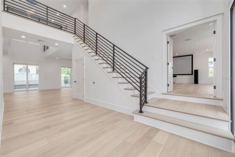 Villa ou maison à vendre à Gulfport, Floride: 4 chambres, 403.94 m2 № 1615325 - photo 7