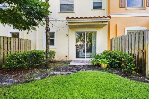 Adosado en venta en Plantation, Florida, 3 dormitorios, 173.91 m2 № 2343755 - foto 17