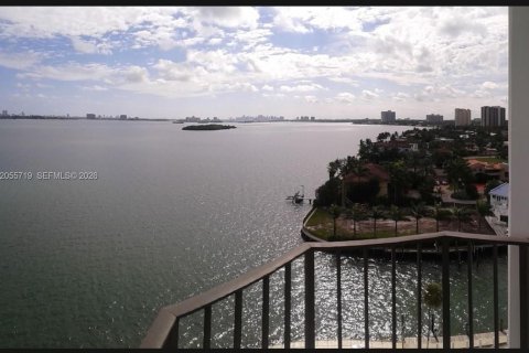 Condo in North Miami, Florida, 1 bedroom  № 2172228 - photo 21