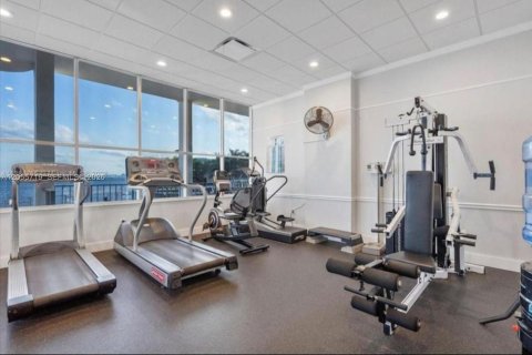 Condo in North Miami, Florida, 1 bedroom  № 2172228 - photo 26