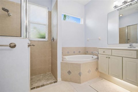 House in Parrish, Florida 2 bedrooms, 157.66 sq.m. № 2227458 - photo 21