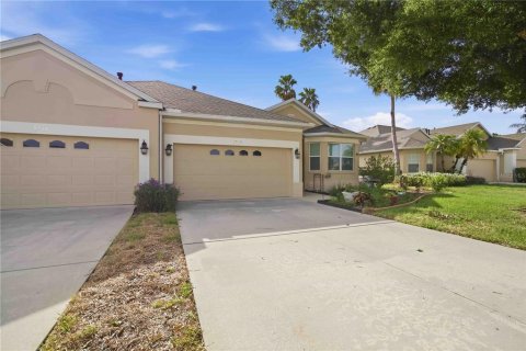 House in Parrish, Florida 2 bedrooms, 157.66 sq.m. № 2227458 - photo 2