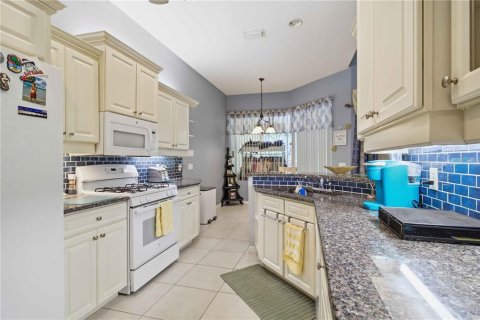 House in Parrish, Florida 2 bedrooms, 157.66 sq.m. № 2227458 - photo 10
