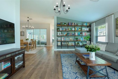 Casa en venta en Palm Harbor, Florida, 4 dormitorios, 171.68 m2 № 1855833 - foto 6