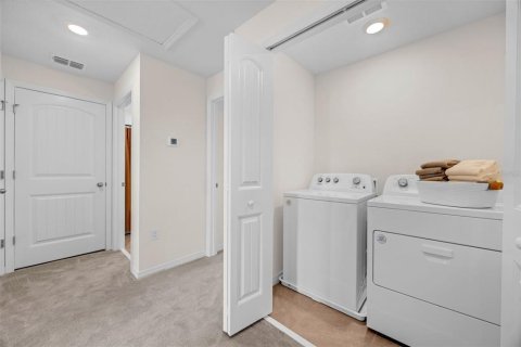 Adosado en venta en Winter Garden, Florida, 3 dormitorios, 145.67 m2 № 1900707 - foto 18