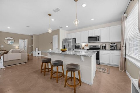 Adosado en venta en Winter Garden, Florida, 3 dormitorios, 145.67 m2 № 1900707 - foto 5